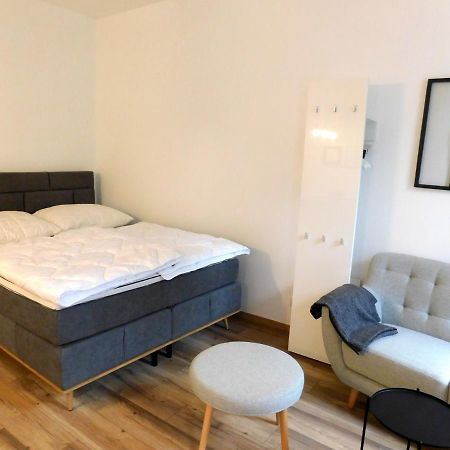 Max, Ruhige Sonnige Wohnung In Praternahe Wina Bagian luar foto