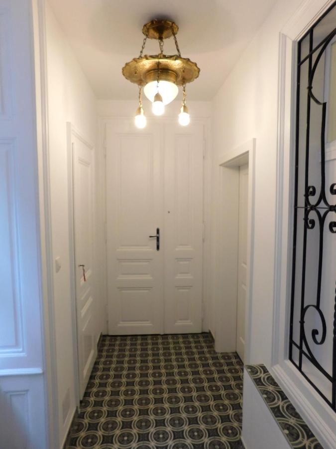 Max, Ruhige Sonnige Wohnung In Praternahe Wina Bagian luar foto